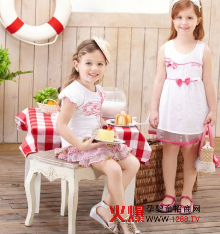 �Tʿ؈ͯ�b ���@��(g��)��ǰ�l(w��i)�L(f��ng)��