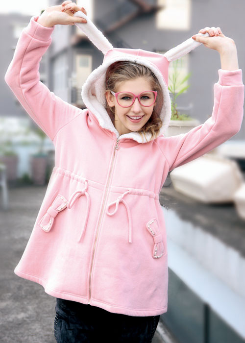 ��̩yunfС�÷�ɫ����