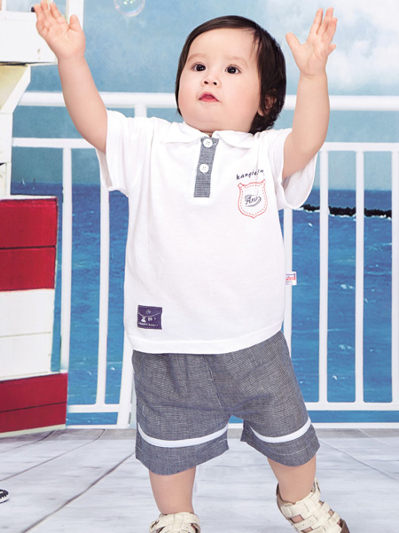 康貝坊翻領(lǐng)兒童夏季套裝