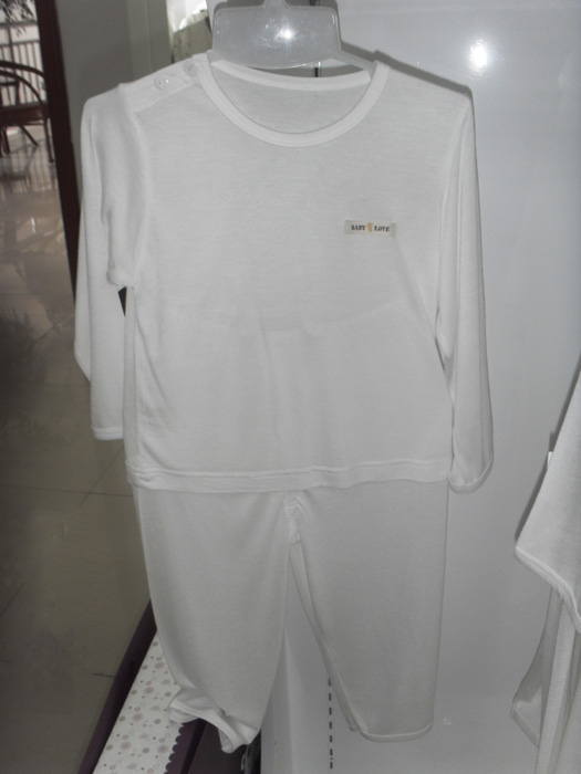 娃愛的蓓蓓麻賽爾汗布內衣