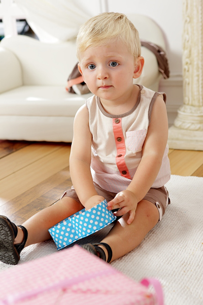 ���r(sh��)�ж���