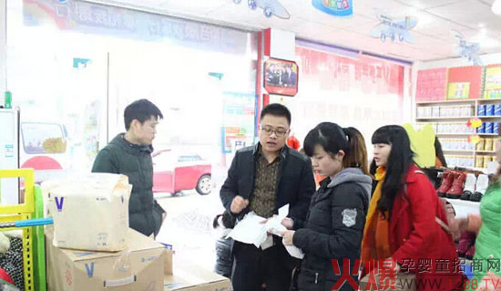 ǧ�˰ّB(t��i)�ۡ�һ��V ��������һ�N��һ��Vϵ���װl(f��)