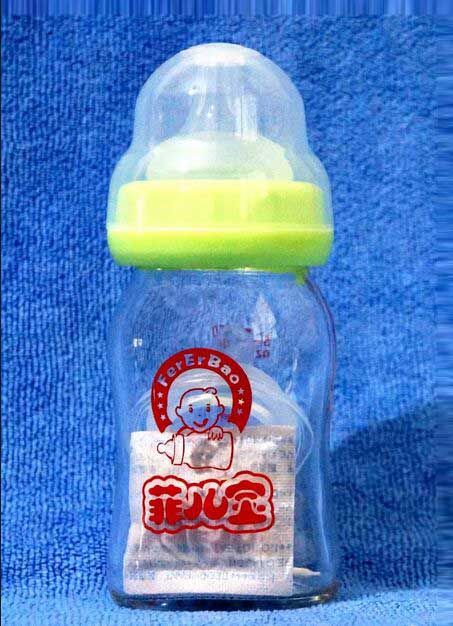 菲兒寶150毫升鈦金抗摔玻璃奶瓶(藍色)