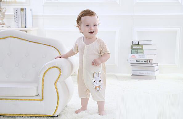 ������yinge��(n��i)��2015�����¿��g�l�����B�w��0