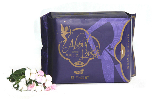 左右之戀日用干爽衛(wèi)生巾.jpg 左右之戀日用干爽衛(wèi)生巾.jpg