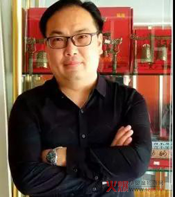 12���(ji��n)��������������Ϻ����׽��ܱ���ĸ��Ʒ�Ƶİl(f��)չ֮������������ĸ�����۷��(hu��)����վ!