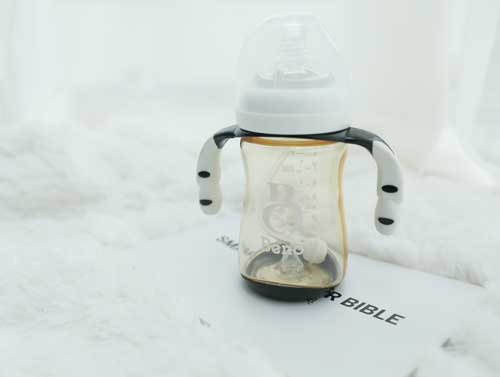 貝諾PPSU奶瓶經(jīng)典黑白280ml.jpg 貝諾PPSU奶瓶經(jīng)典黑白280ml.jpg