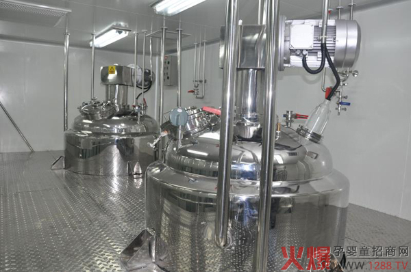 ����ף�R�V�|���X����ͨ�^�{(l��n)ñ�L�~����ע�� �н�OEM����1.jpg