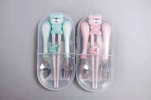 澤玉佳兒兒童餐具.jpg 澤玉佳兒兒童餐具.jpg