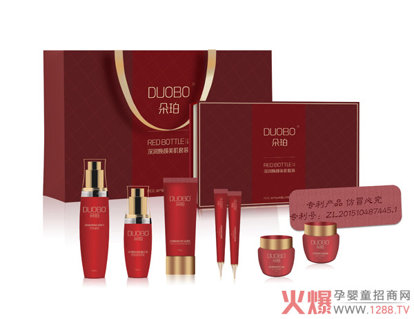 �o��ĸ���ИI(y��)�L�ڣ�����Ʒ�Ƙsҫ�������������D(zhu��n)�Юa(ch��n)�D�o�wƷ�Ј�