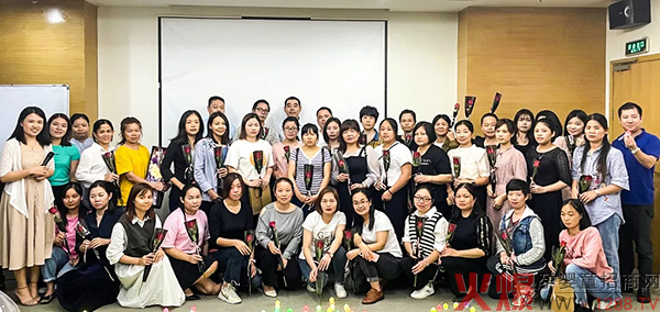 ף�R���۶�ĸ��I(y��ng)�B(y��ng)ָ��(d��o)����Ӗ(x��n)�ڶ��ڌW(xu��)�T������I(y��)