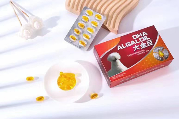 大金旦無糖型烏雞蛋黃油DHA藻油亞麻籽油夾心軟糖.jpg