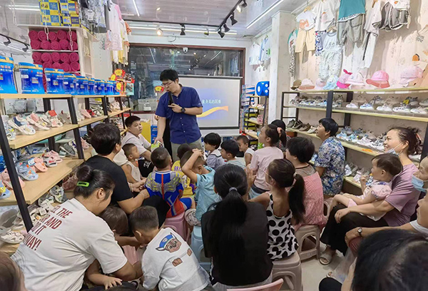 加貝高奶粉市場(chǎng)動(dòng)銷活動(dòng).jpg 加貝高奶粉市場(chǎng)動(dòng)銷活動(dòng).jpg