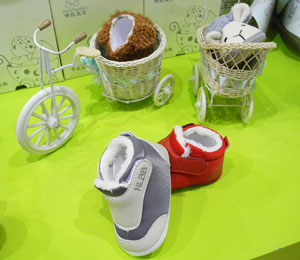 ������ؐ��ͯ��Ʒ����չʾ