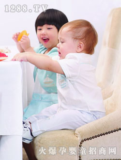 �����ܰ�ɫyinge���b