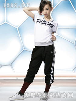 ԽλŮͯ�ڰ��\(y��n)��(d��ng)���b