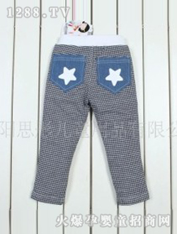 b2w2ͯ�b�L(zh��ng)ѝ��ɫ