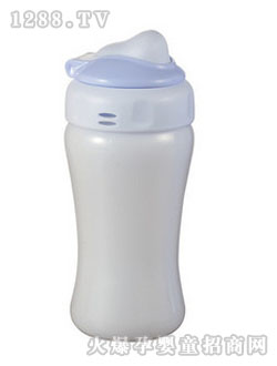 樂(lè)樂(lè)寶貝PP材料防漏吸管夢(mèng)幻水壺水杯