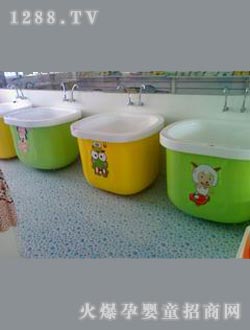 Ԫ���p�ӱ���yinge��Ӿ��