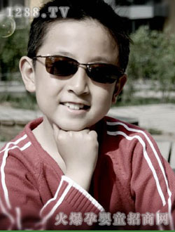 ���}ϵ�ДzӰ��Ƭ