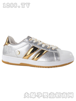 �߲��x��ɫͯЬ