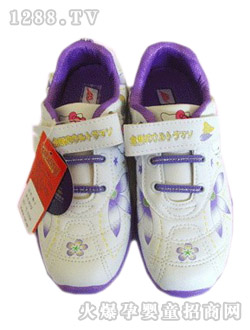 С���ð�ɫ��ɫ�\(y��n)��(d��ng)Ь