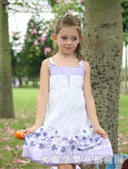 ͯԒ(hu��)������ɫ�B��ȹ