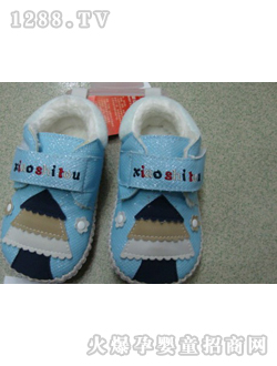 ��ʿ���{(l��n)ɫ�ɘ�yingeЬ