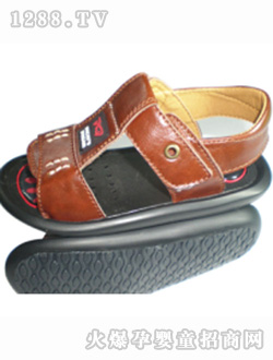 ��؈֮��(m��ng)��ɫyingeƤЬ