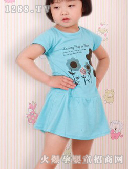 �����{ɫС�܃�ͯ�B��ȹ