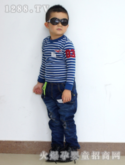 ���؁��{(l��n)�חl�y�L(zh��ng)��T��