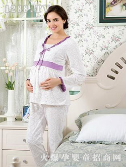 �Є�����ɫ�I(l��ng)yunf��(n��i)��