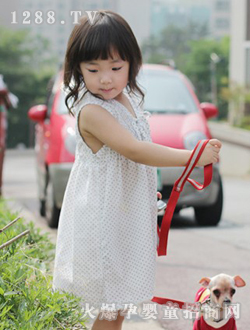 ���S���Բ�ѩ����ɫ�r���B��ȹ