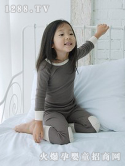 ���S�û�ɫ�������b