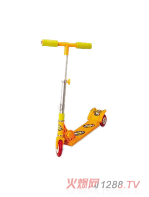 �ʹچ�ɫ��(j��ng)�䃺ͯ����܇(ch��)