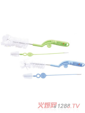 �ɐ�(��i)С�����D(zhu��n)��ƿˢ