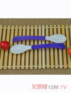 ��ɫ��������