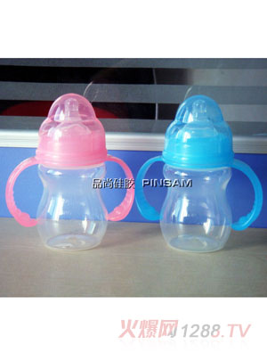 品尚標準口徑弧形硅膠奶瓶