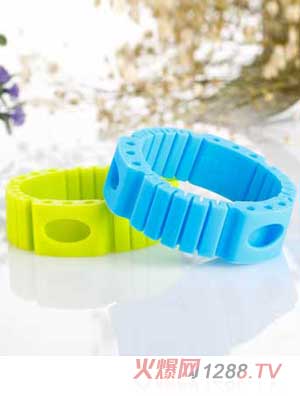 �L(f��ng)�Z(y��)�w���Gɫ+�{(l��n)ɫ����Ȧ