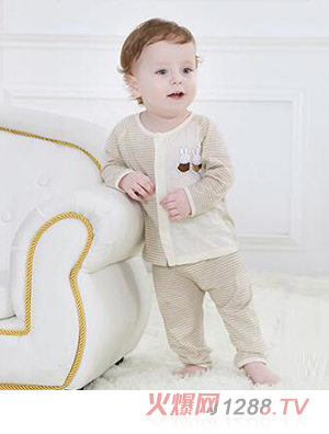 ������yinge��(n��i)��2015�����¿��g�l�L�䌦�����b