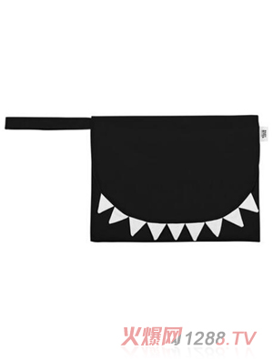 ������ baby bites yinge����|�ռ{�� ��ɫ